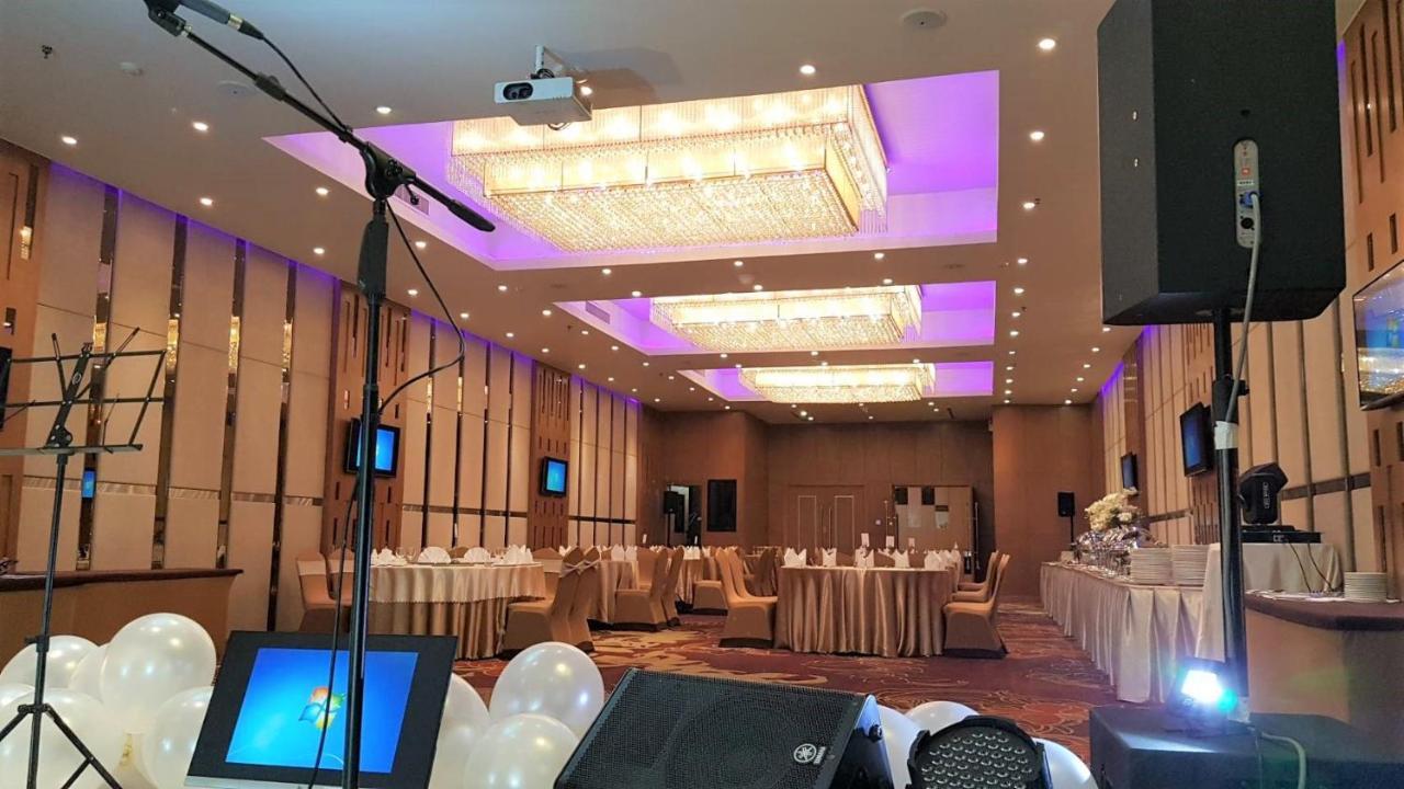 Maple Hotel Бангкок Екстер'єр фото