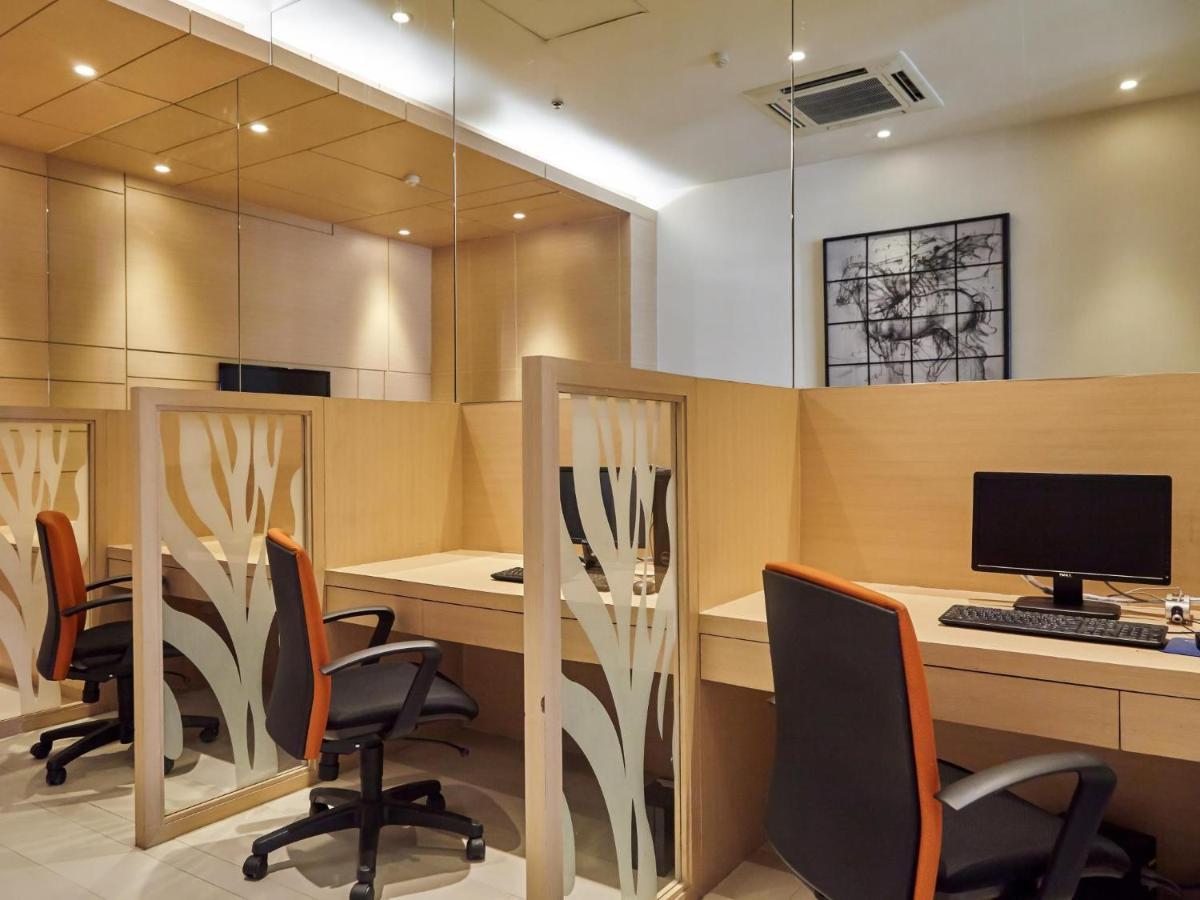 Maple Hotel Бангкок Екстер'єр фото